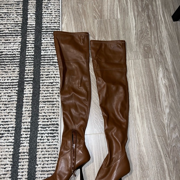 Make an offer 🎉NEVER WORN JIMMY CHOO BRYSON BOOTS - Picture 7 of 10